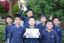 苏州市首届国际学校国际象棋锦标赛小学组团体冠军花落园外