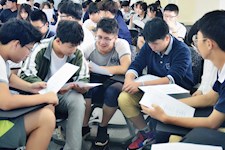 倾听自己的声音——记IB国际高中学生集会