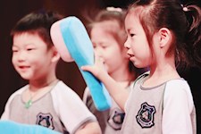 牙齿是我们的好朋友——记苏州工业园区外国语学校幼儿园“爱牙日”活动