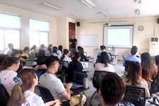 园外IB国际高中新学期员工培训