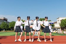 活力青春，魅力园外！ ——苏州工业园区外国语学校初中部第八届田径运动会掠影
