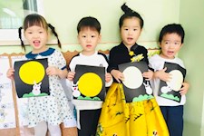 中秋萌娃“享”欢乐，经典诗词“诵”古今——苏州工业园区外国语学校幼儿中秋活动