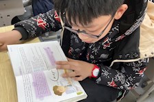 一本书就是你手中握着的一个梦想——园外初中部英语阅读课成果展示