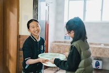 践行“养活教育”，培养责任担当