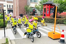 孩子们，一起运动吧！——苏州工业园区外国语学校幼儿园晨锻掠影