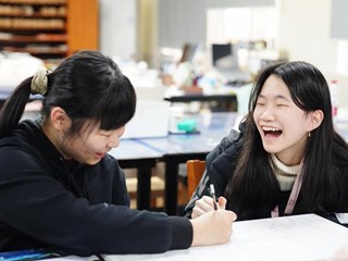 走进园外